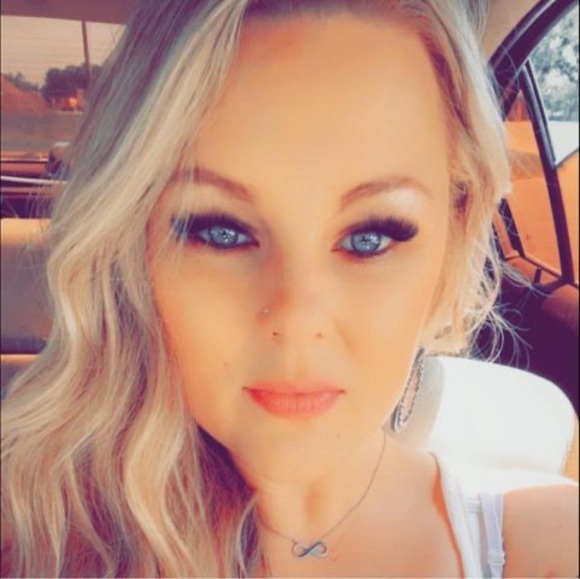 Meet your Posher, Alicia - Picture 1 of 1